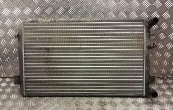 Coolant radiator