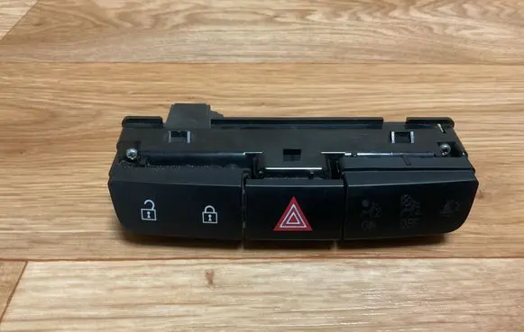 Opel Insignia A Hazard light switch 13324594