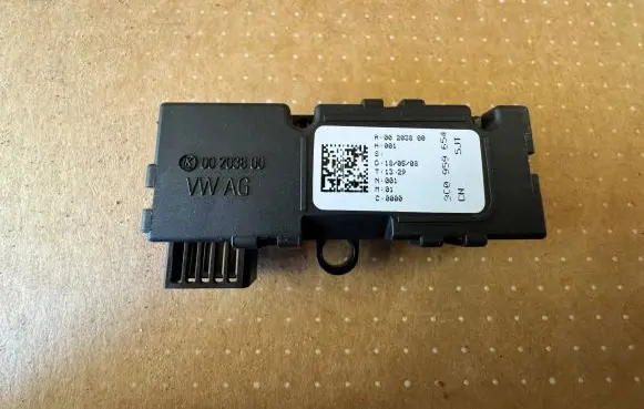 Volkswagen PASSAT B6 Steering angle sensor 3C0959654