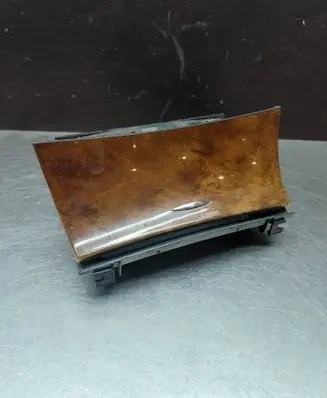 Mercedes-Benz E W211 Car ashtray A2116802852
