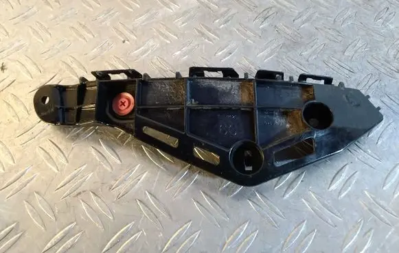 Lexus RX 450H Front bumper mounting bracket 525350E070