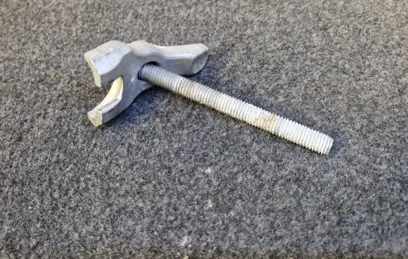 Fuel Injector clamp holder