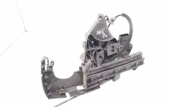 Volvo V50 Front door lock 30753664