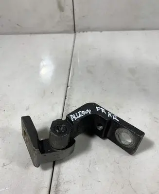 Audi A6 Allroad C6 Front door lower hinge 