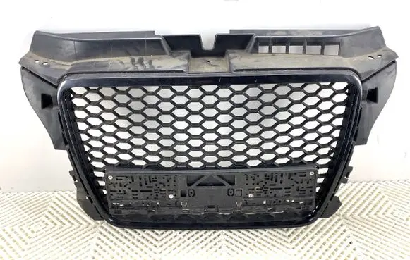 Audi A3 S3 8P Front grill 