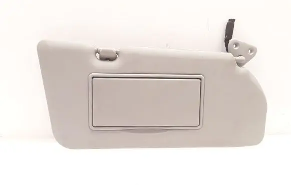 Nissan Almera Tino Sun visor