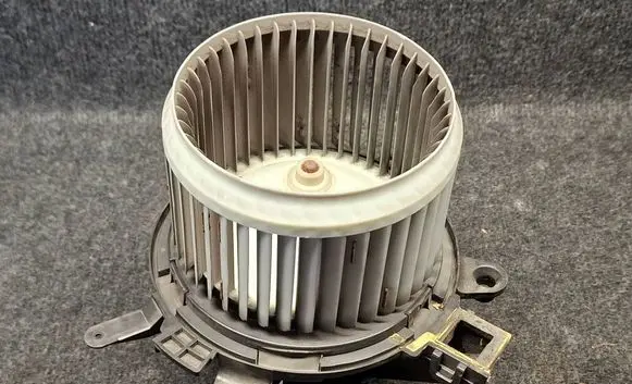 Heater fan/blower