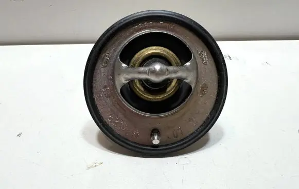 Mitsubishi Colt Thermostat MN176384