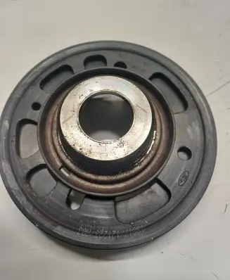 Ford Focus Crankshaft pulley CM5G6316HB