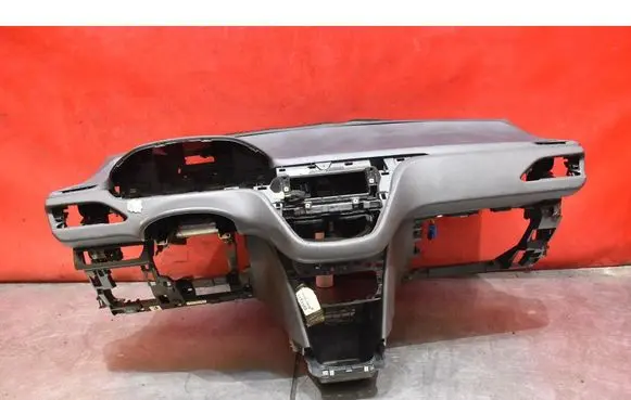 Peugeot 208 I Dashboard 
