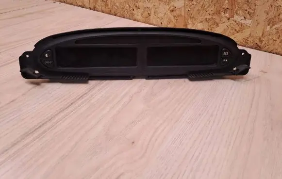 Citroen Xsara Picasso Speedometer (instrument cluster) 88311351