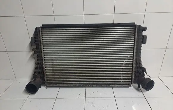 Seat Altea Intercooler radiator 1K0145803E