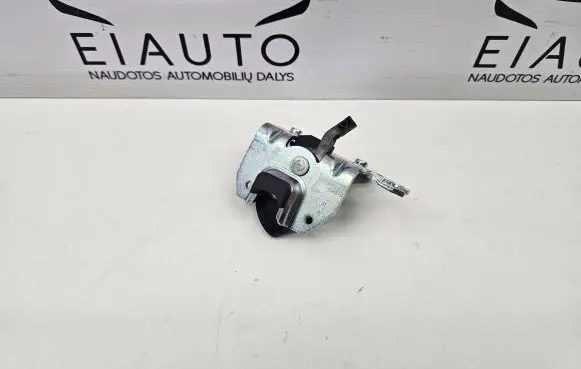 Mercedes-Benz E W212 Seat back rest lock catch A2049200572