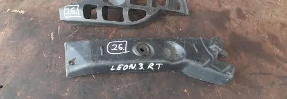 Seat Leon (5F) Rear bumper mounting bracket 5F0807378