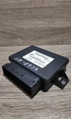 Volvo V70 Hand brake control module 6g912598cc 31318610