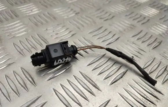 Volkswagen Transporter - Caravelle T6 Outside/exterior temperature sensor 8K0973702