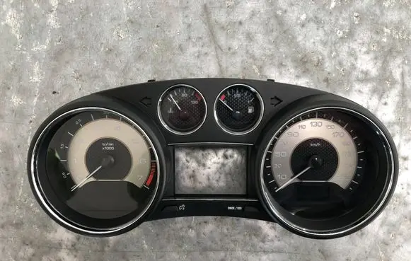 Peugeot RCZ Speedometer (instrument cluster) 9806400580-BILI 9806400580