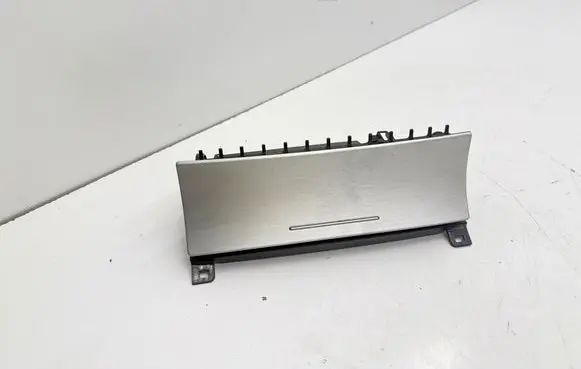 Volkswagen Touareg II Ashtray (front) 7P1863071 7P1857961
