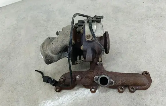 Volkswagen PASSAT B7 Turbo 03L253056G