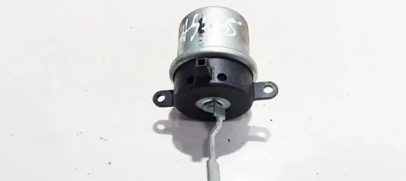 Ford Mondeo MK I Valve vacuum 
