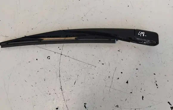 Hyundai ix35 Rear wiper blade arm 