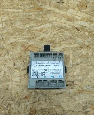 Mercedes-Benz E W213 Door control unit/module A2139005009