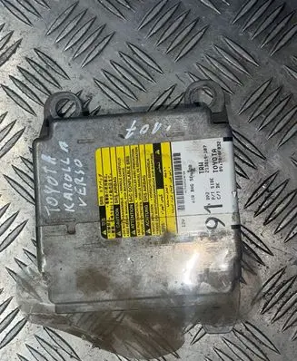 Toyota Corolla E120 E130 Airbag control unit/module 891700F032 213819107 19460524F8
