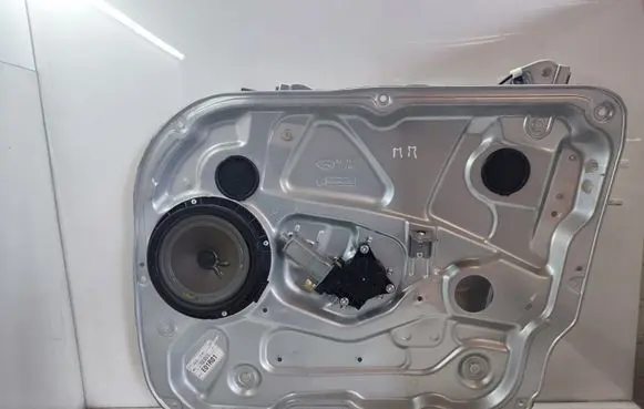 Front door window regulator with motor