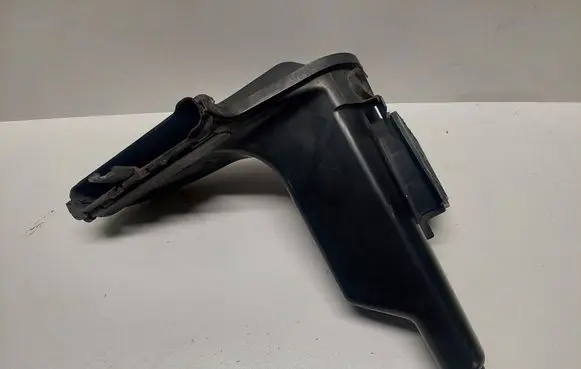 Peugeot 508 Air intake duct part 9684937980