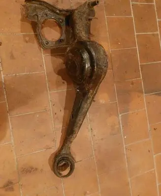 Toyota RAV 4 (XA20) Rear upper control arm/wishbone