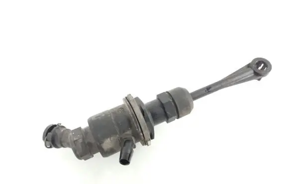 Renault Megane II Clutch master cylinder 8200151784C