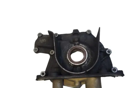 Opel Insignia A Oil pump 55566000