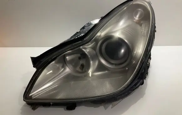Mercedes-Benz CLS C219 Headlight/headlamp