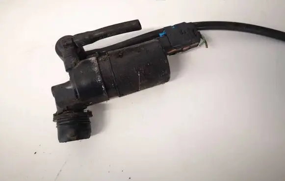 Dacia Logan II Windscreen/windshield washer pump 8200067015 8200295685