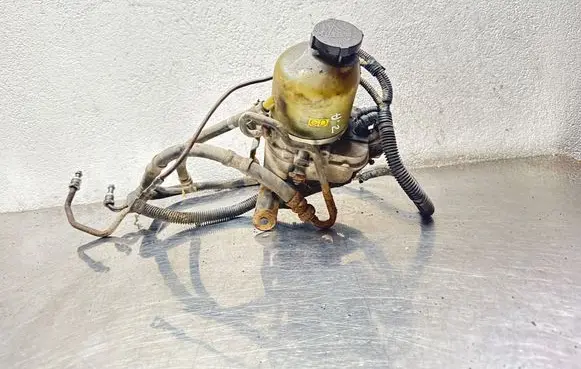 Opel Astra H Power steering pump 1040085