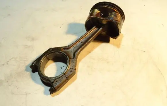 BMW 3 E46 Piston with connecting rod 7504422 7504