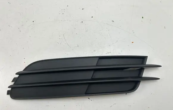 Audi A6 S6 C7 4G Front fog light trim/grill 4G0807682