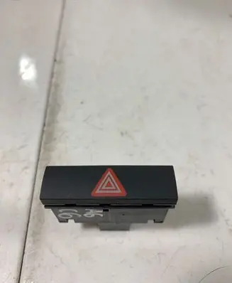 Audi A6 S6 C6 4F Hazard light switch 4F0941509 9751216