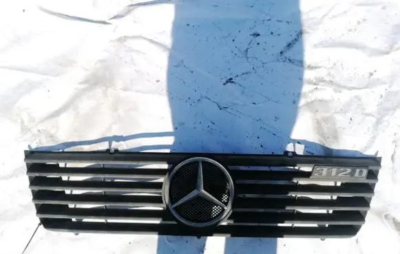Mercedes-Benz Sprinter W901 W902 W903 W904 Front grill