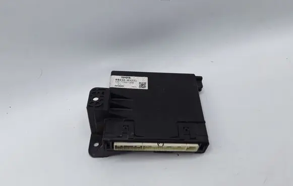 Toyota Avensis T270 Other control units/modules 8865005231 MB1777001830