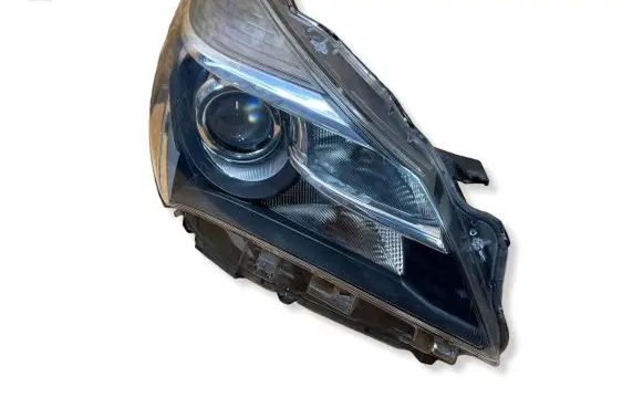 Toyota Yaris Headlight/headlamp 0D162 9922681017 0D163