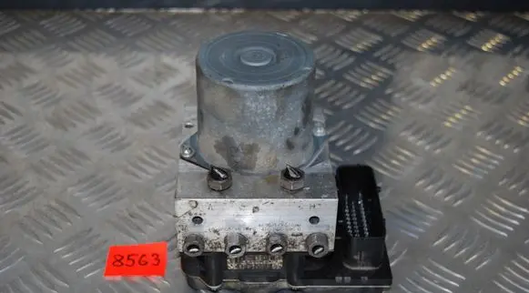 BMW X3 E83 ABS Pump 3450562