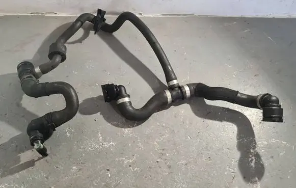 Mercedes-Benz E W238 Engine coolant pipe/hose A2385016000
