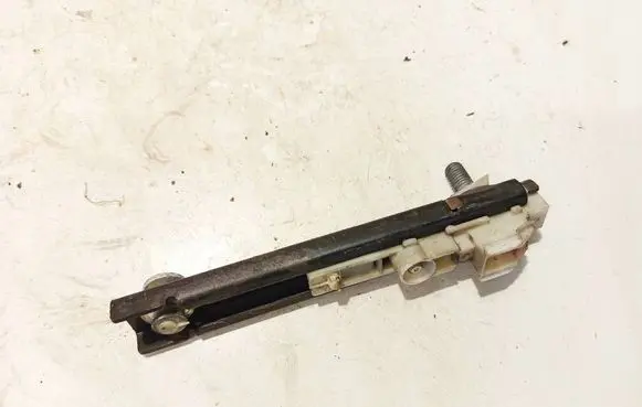 Renault Scenic III - Grand scenic III Seat belt adjustment rail 878240003r