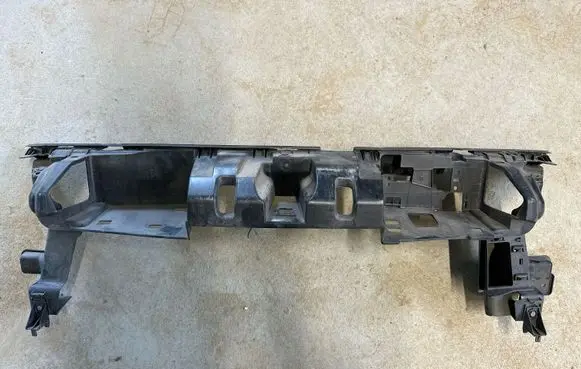 Peugeot 3008 I Top upper radiator support slam panel 9805243277