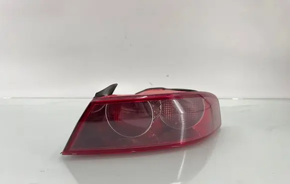 Alfa Romeo 159 Rear/tail lights 50504818