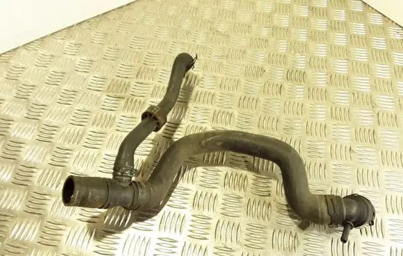 Volkswagen Touran I Engine coolant pipe/hose 6Q0122291E
