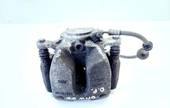 BMW 5 G30 G31 G38 Front brake caliper 53390A 53390