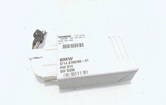 BMW 5 E60 E61 Air suspension control unit module (rear) 6766280