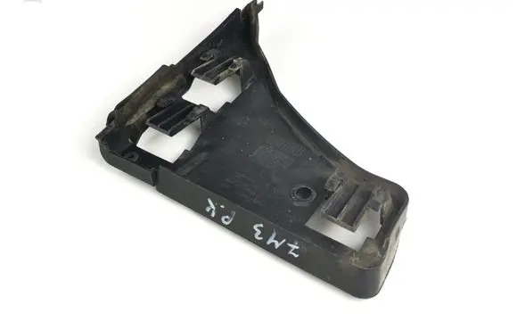 Front bumper mounting bracket